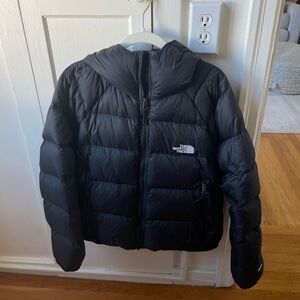 North Face black puffer Hydrenalite Down